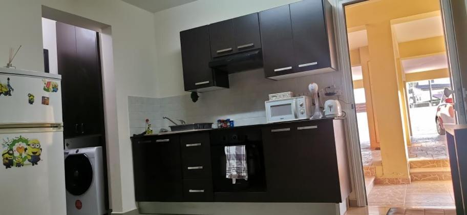 Hermes Complex 2 Kappari Paralimni Cyprus Экстерьер фото
